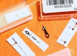 Baume & Mercier Horlogerie Luxe Fourniture Pièces & Accessoires Set Aiguilles Luminova Montres Ref MX0032ZB 0069 -Aiguilles et Pièces Soldes baume mercier horlogerie luxe fourniture pieces accessoires set aiguilles luminova montres ref mx0032zb 0069 3