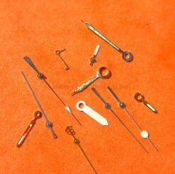 BREITLING 400.Z693 VINTAGE LOT AIGUILLES LUMINOVA MONTRES CHRONOMAT ET DIVERS -Aiguilles et Pièces Soldes breitling 400z693 vintage lot aiguilles luminova montres chronomat et divers 2