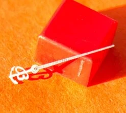 Aiguilles et Pièces Soldes -Aiguilles et Pièces Soldes breitling authentique piece detachee aiguille chronographe centrale ancre or jaune calibre valjoux 7750 1