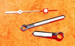 Breitling Horlogerie Authentique Set Aiguilles Luminova AVENGER A13370 -Aiguilles et Pièces Soldes breitling horlogerie authentique set aiguilles luminova avenger a13370 2