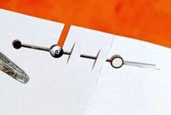 Rolex Authentique Aiguille Trotteuse Luminova Neuve De Stock Submariner Date 1680,Sea-Dweller 1665 Cal 1570 -Aiguilles et Pièces Soldes rolex authentique aiguille trotteuse luminova neuve de stock submariner date 1680 sea dweller 1665 cal 1570 7