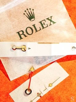 ROLEX RARES 4 X AIGUILLES TRITIUM GMT MASTER 1675 MONTRES VINTAGES COULEUR CRÈME JAUNE CAL 15270,1575,1565,1560 -Aiguilles et Pièces Soldes rolex rares 4 x aiguilles tritium gmt master 1675 montres vintages couleur creme jaune cal 15270157515651560 7