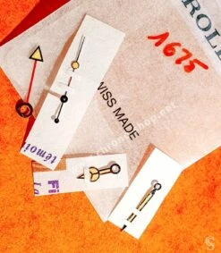 ROLEX RARES 4 X AIGUILLES TRITIUM GMT MASTER 1675 MONTRES VINTAGES COULEUR CRÈME JAUNE CAL 1570,1575,1565,1560 -Aiguilles et Pièces Soldes rolex rares 4 x aiguilles tritium gmt master 1675 montres vintages couleur creme jaune cal 1570157515651560 11