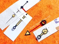 ROLEX RARES 4 X AIGUILLES TRITIUM GMT MASTER 1675 MONTRES VINTAGES COULEUR CRÈME JAUNE CAL 1570,1575,1565,1560 -Aiguilles et Pièces Soldes rolex rares 4 x aiguilles tritium gmt master 1675 montres vintages couleur creme jaune cal 1570157515651560 13