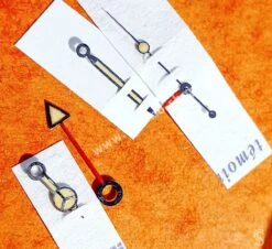 ROLEX RARES 4 X AIGUILLES TRITIUM GMT MASTER 1675 MONTRES VINTAGES COULEUR CRÈME JAUNE CAL 1570,1575,1565,1560 -Aiguilles et Pièces Soldes rolex rares 4 x aiguilles tritium gmt master 1675 montres vintages couleur creme jaune cal 1570157515651560 14