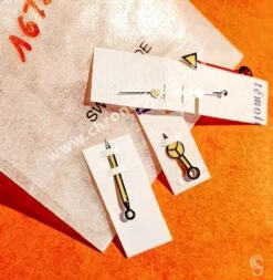 ROLEX RARES 4 X AIGUILLES TRITIUM GMT MASTER 1675 MONTRES VINTAGES COULEUR CRÈME JAUNE CAL 1570,1575,1565,1560 -Aiguilles et Pièces Soldes rolex rares 4 x aiguilles tritium gmt master 1675 montres vintages couleur creme jaune cal 1570157515651560 4