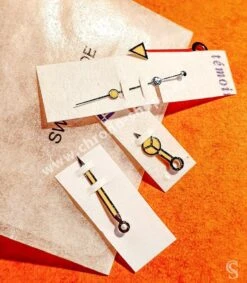 ROLEX RARES 4 X AIGUILLES TRITIUM GMT MASTER 1675 MONTRES VINTAGES COULEUR CRÈME JAUNE CAL 1570,1575,1565,1560 -Aiguilles et Pièces Soldes rolex rares 4 x aiguilles tritium gmt master 1675 montres vintages couleur creme jaune cal 1570157515651560 7