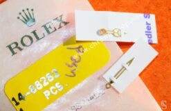 Rolex Rares Aiguilles Or Jaune Montres Submariner Date 16808, 16803, 16613, 16618 Luminova Heures & Minutes NOS Ref 14-88282 -Aiguilles et Pièces Soldes rolex rares aiguilles or jaune montres submariner date 16808 16803 16613 16618 luminova heures minutes nos ref 14 88282 12