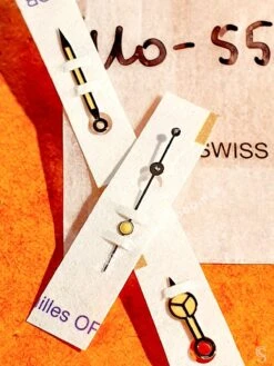 ROLEX RARES AIGUILLES TRITIUM 5512,5513 MONTRES VINTAGES SUBMARINER COULEUR CRÈME JAUNE CAL 1520,1530 -Aiguilles et Pièces Soldes rolex rares aiguilles tritium 55125513 montres vintages submariner couleur creme jaune cal 15201530 15