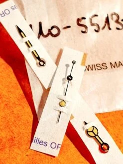 ROLEX RARES AIGUILLES TRITIUM 5512,5513 MONTRES VINTAGES SUBMARINER COULEUR CRÈME JAUNE CAL 1520,1530 -Aiguilles et Pièces Soldes rolex rares aiguilles tritium 55125513 montres vintages submariner couleur creme jaune cal 15201530 2